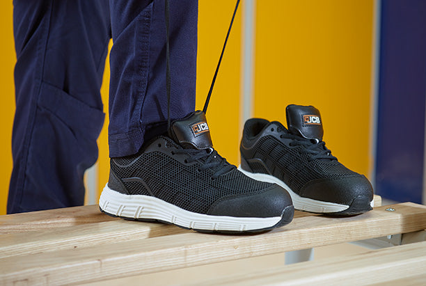 JCB Jogger Black/ White